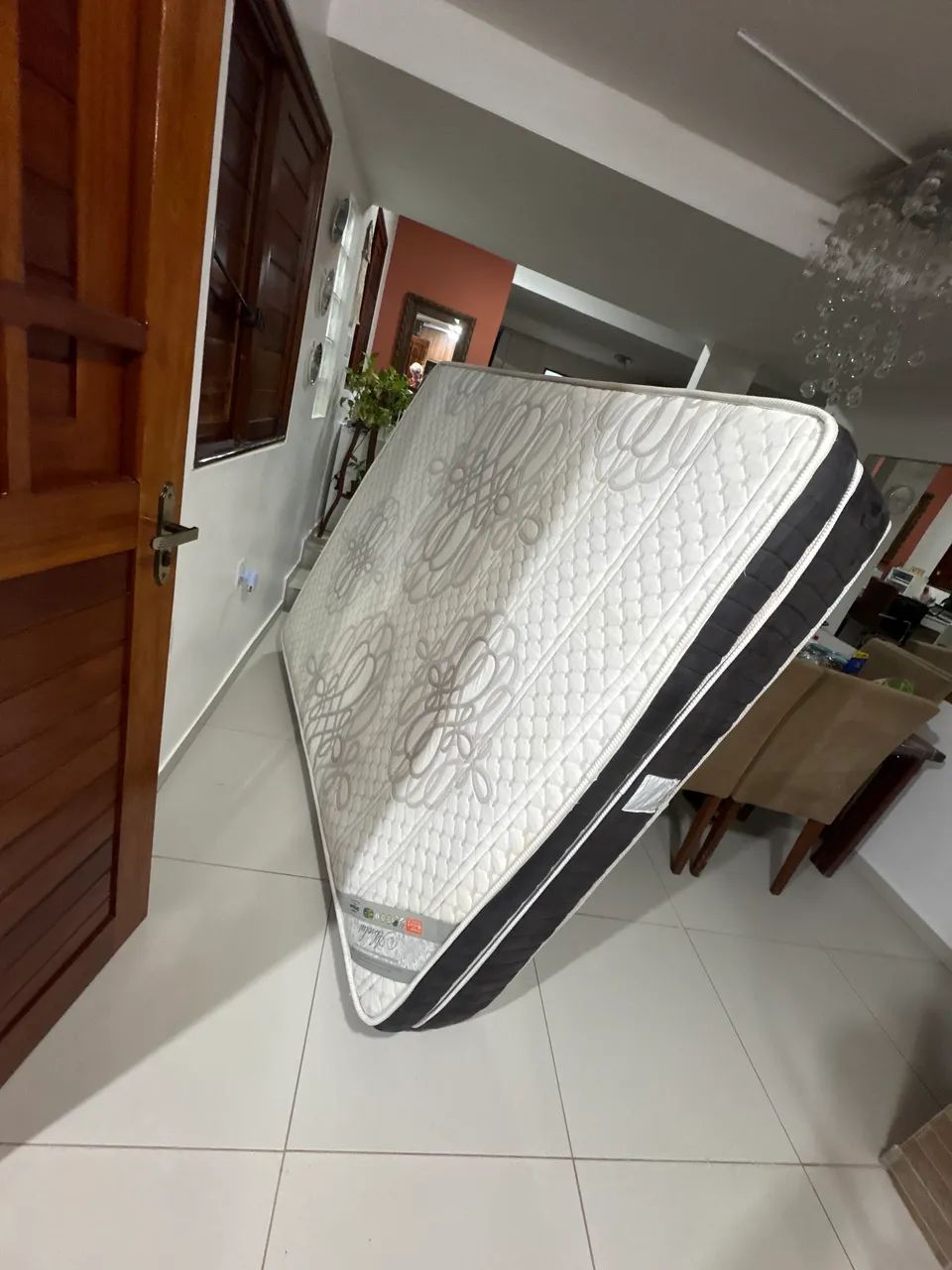 Colchão Queen pra vender logo desocupar espaço  - Foto 3