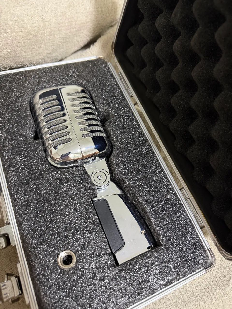 Microfone Retrô