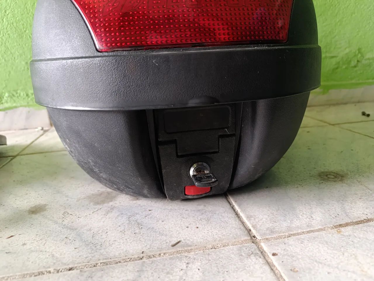 Baú 28 litros com bagageiro  - Foto 2
