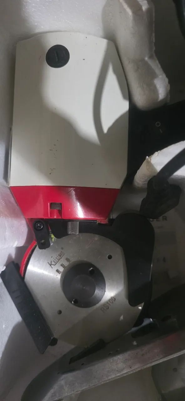 Maquina para cortar tecido - Foto 3