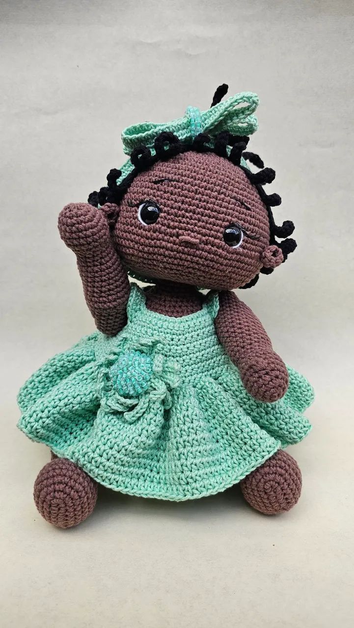 Boneca baby negra