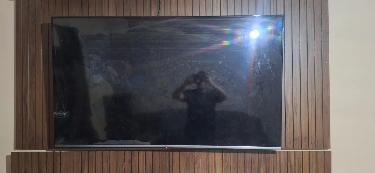 Tv para retirar peça 