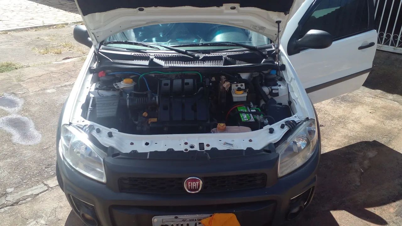 Fiat Strada Working Celeb.1.4 Fire Flex 8V CD 2014 - Foto 3