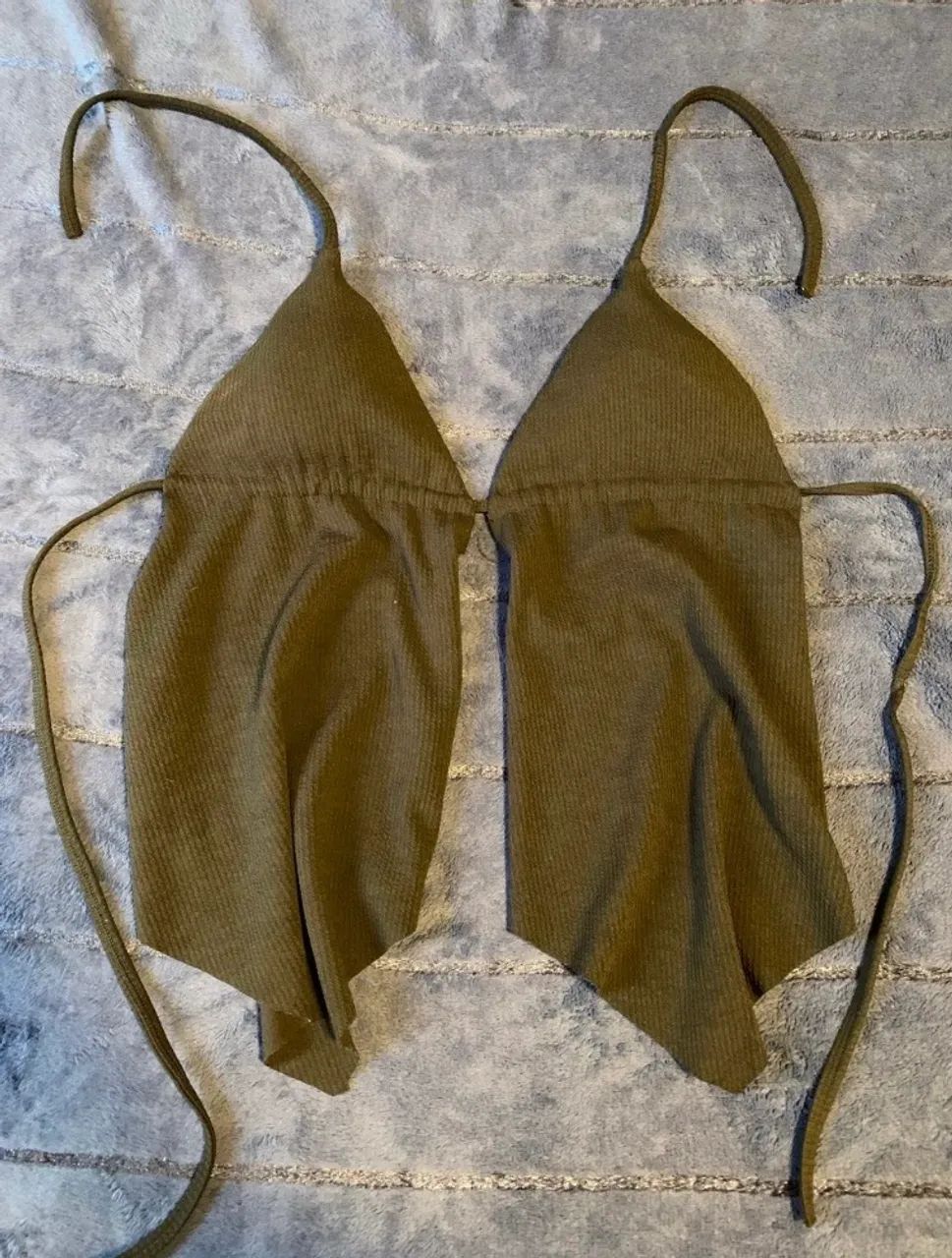 2 blusas e um body - Foto 2