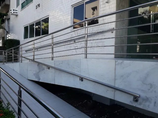 Alugo apto mobiliado com um quarto em Tambaú, 200m do mar - Foto 2