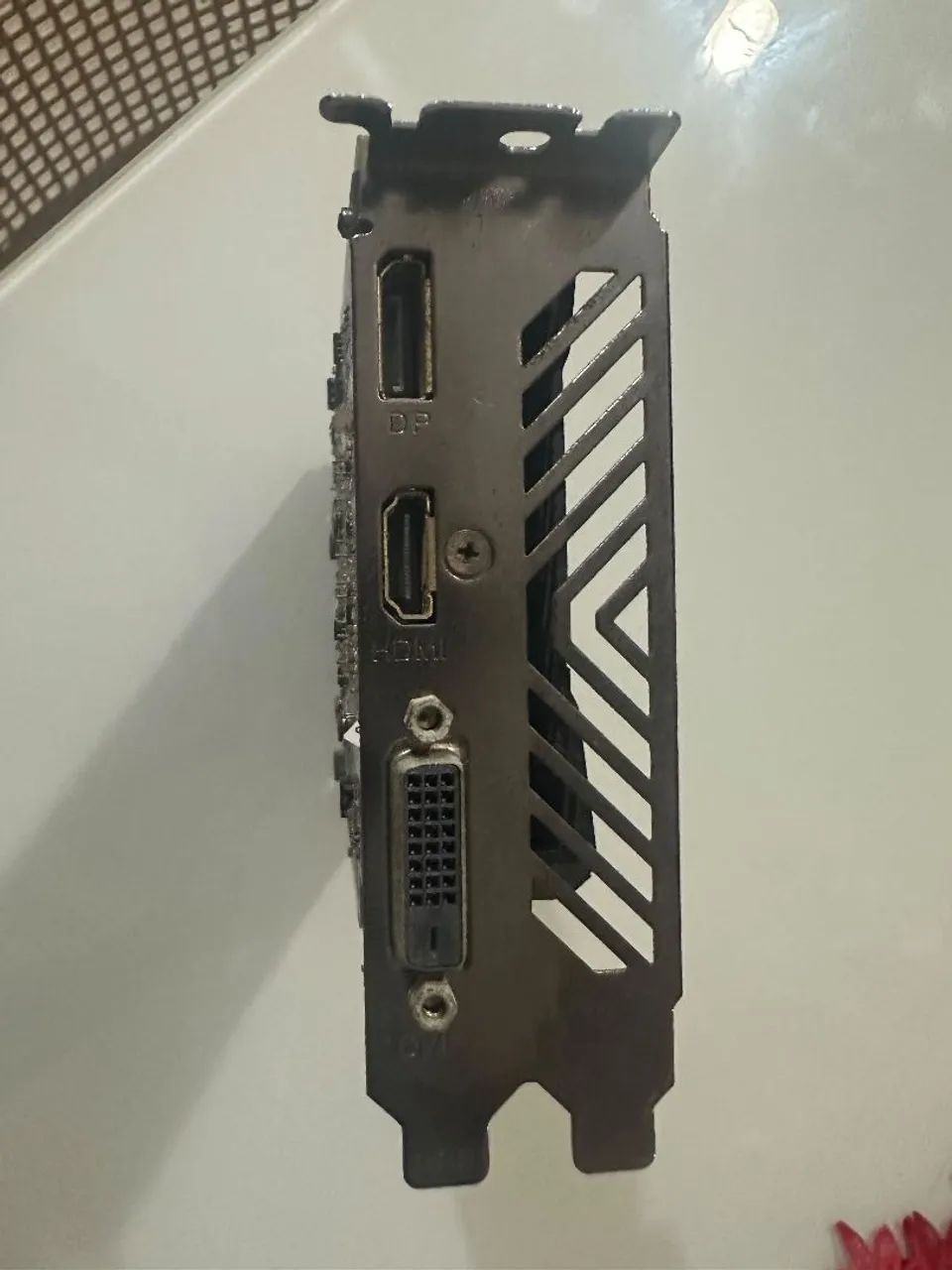 RX 560 OC 4GB Gigabyte - Foto 2