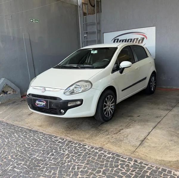 Fiat Punto Punto ESSENCE 1.6 Flex 16V 5p 2013