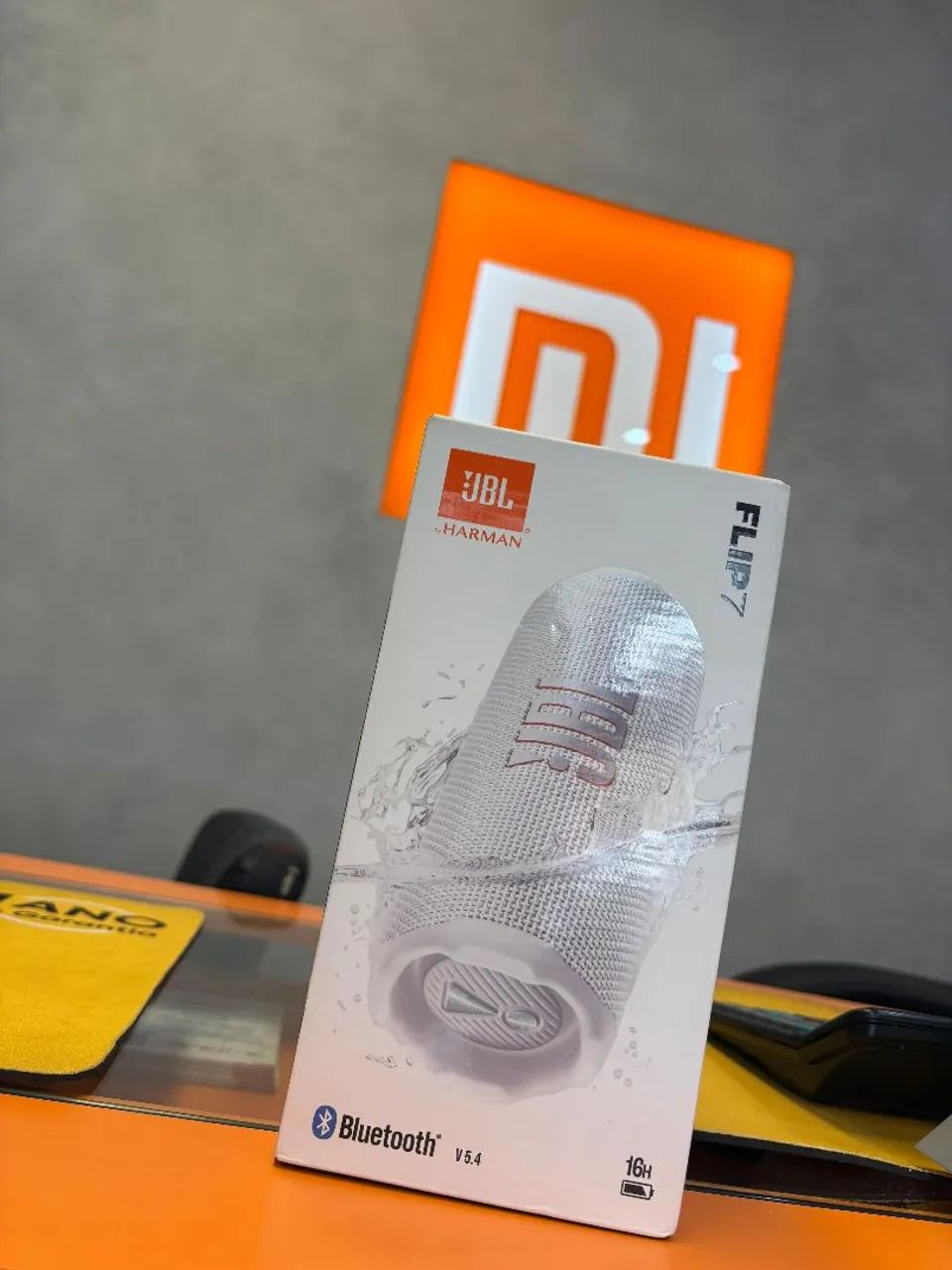 JBL Flip 7 Nova 