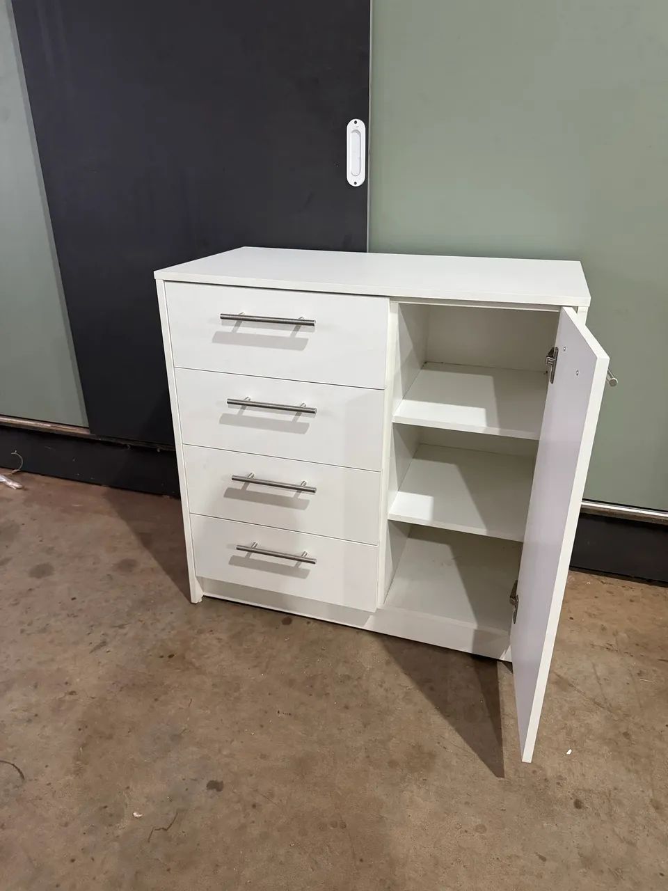 Cômoda em MDF branco nova  - Foto 3
