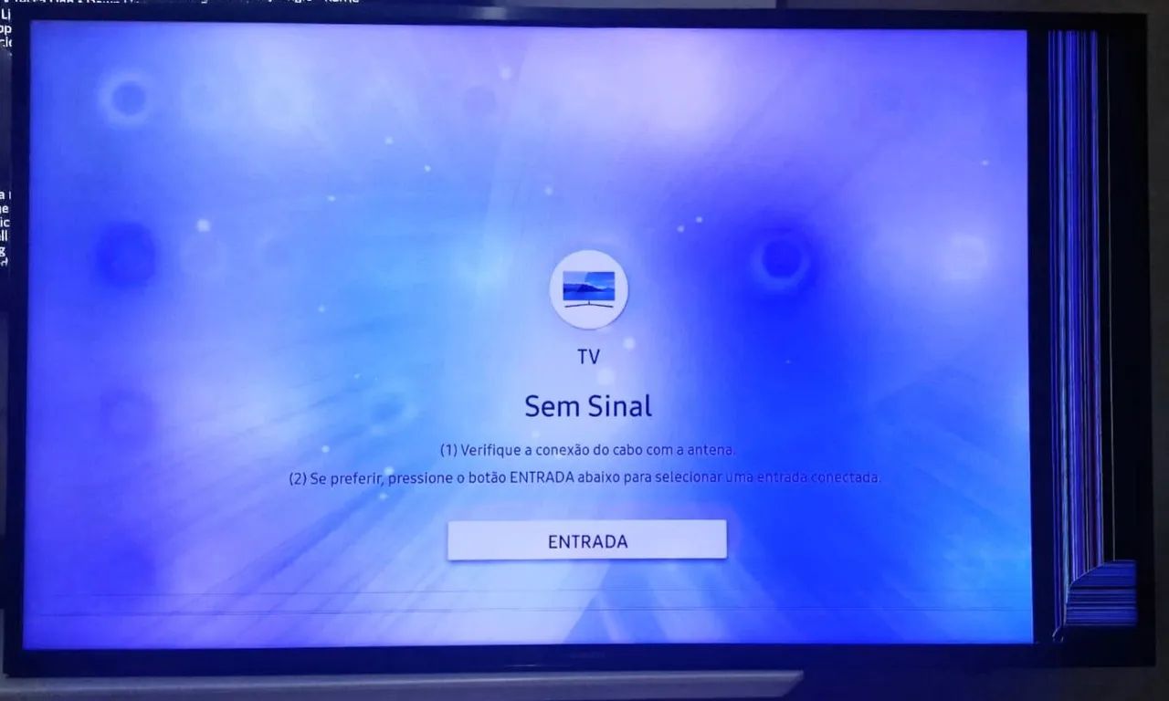 TV Samsung 4K 43 Polegadas - Faixa do lado esquerdo da tela, como se estivesse trincada. - Foto 3
