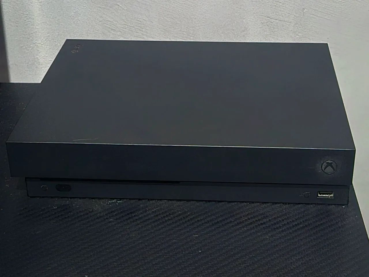 Xbox One X 1TB - Foto 3