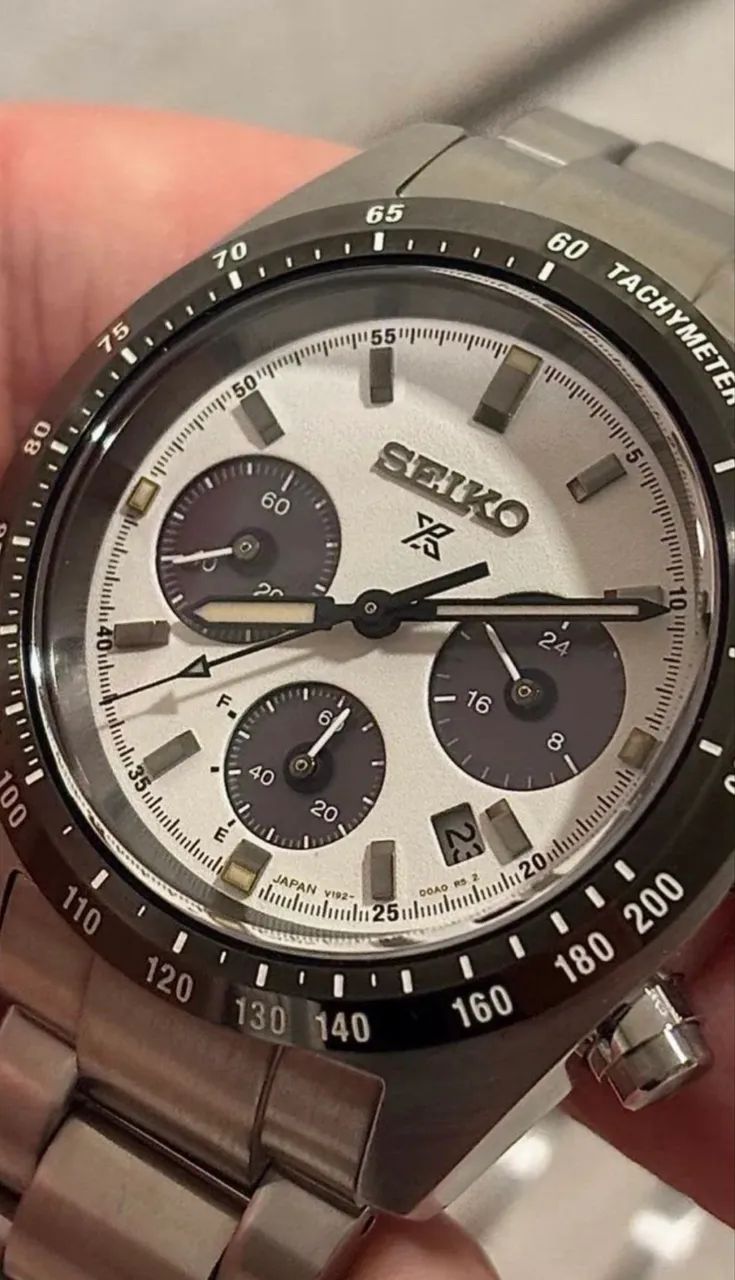 Seiko Speedtimer Crono Solar Panda SSC961 modelo 2026 - Foto 3