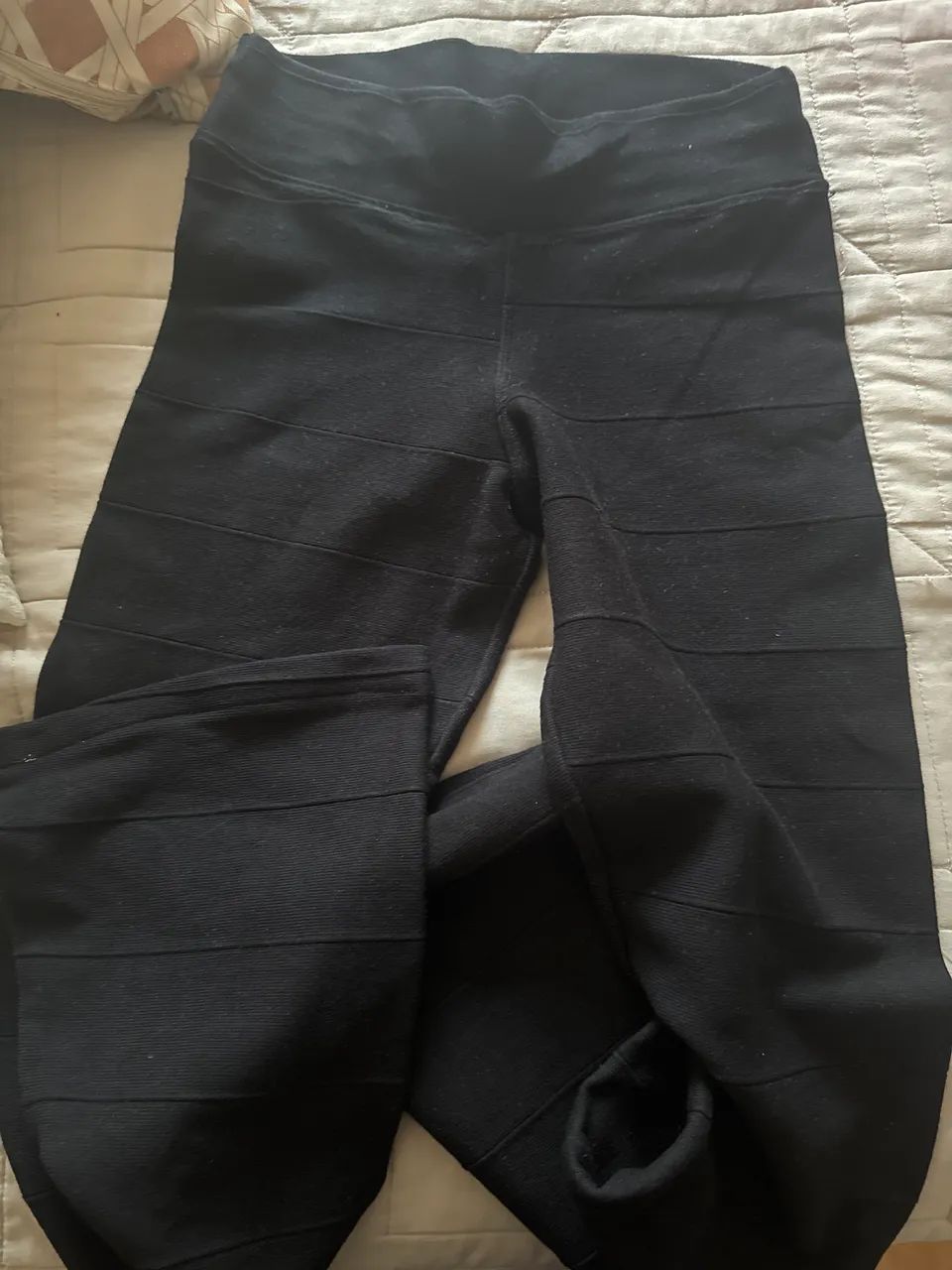 Calça feminina preta