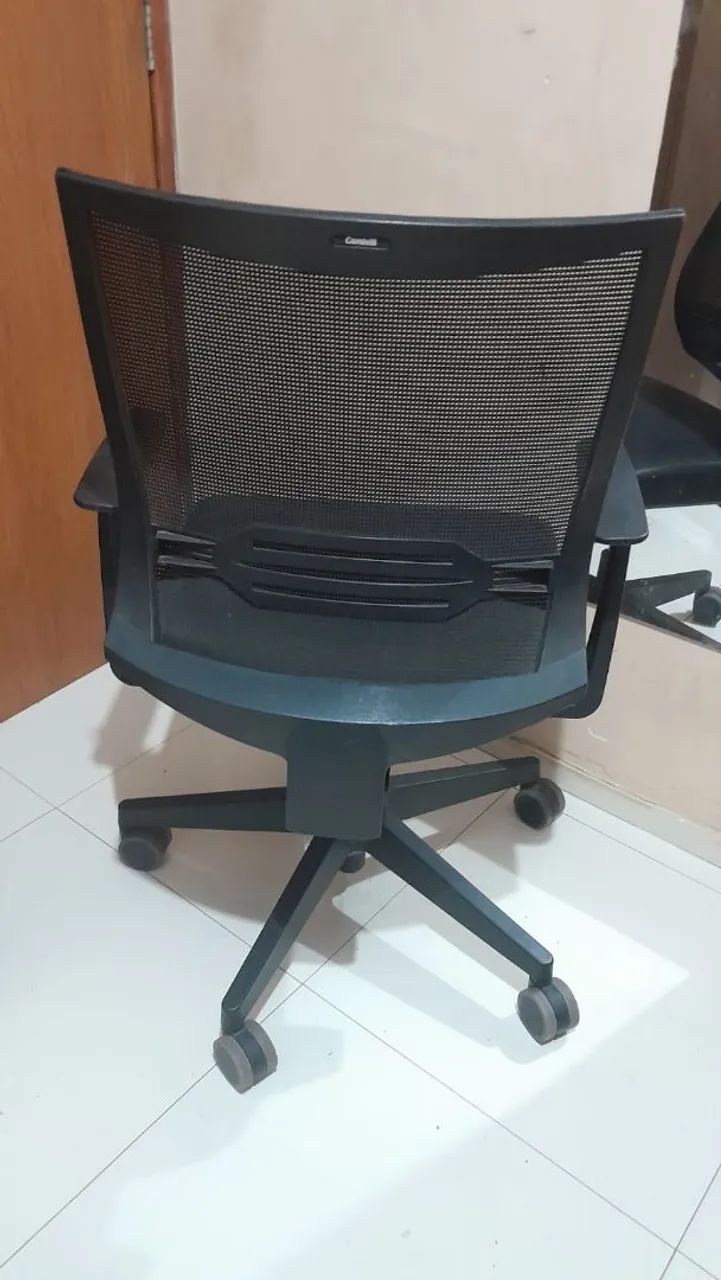 Vendo cadeira de escritório  - Foto 4