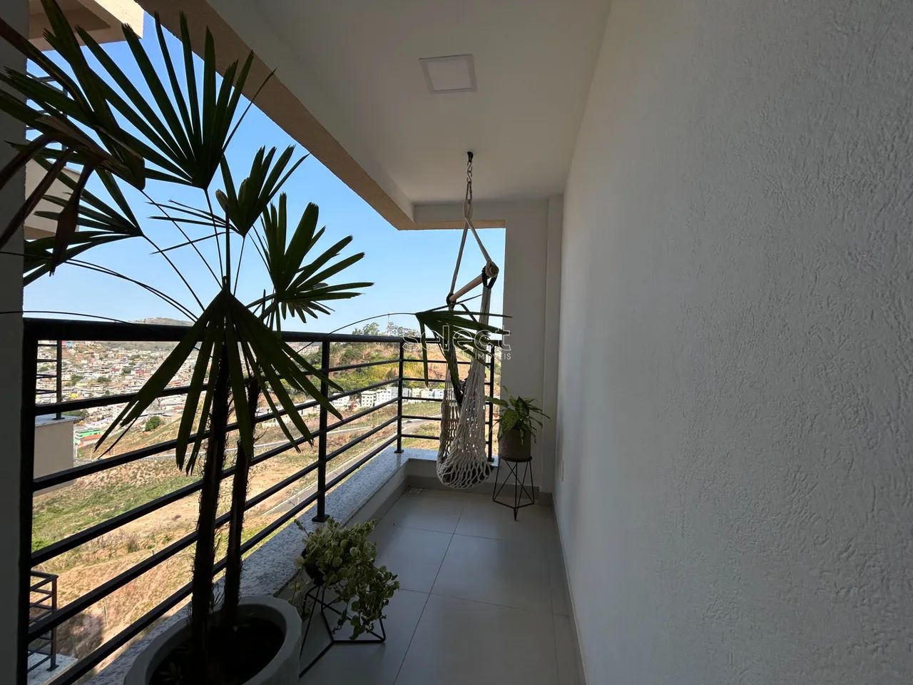 Apartamento decorado de 2 quartos no bairro Granbery - Foto 4
