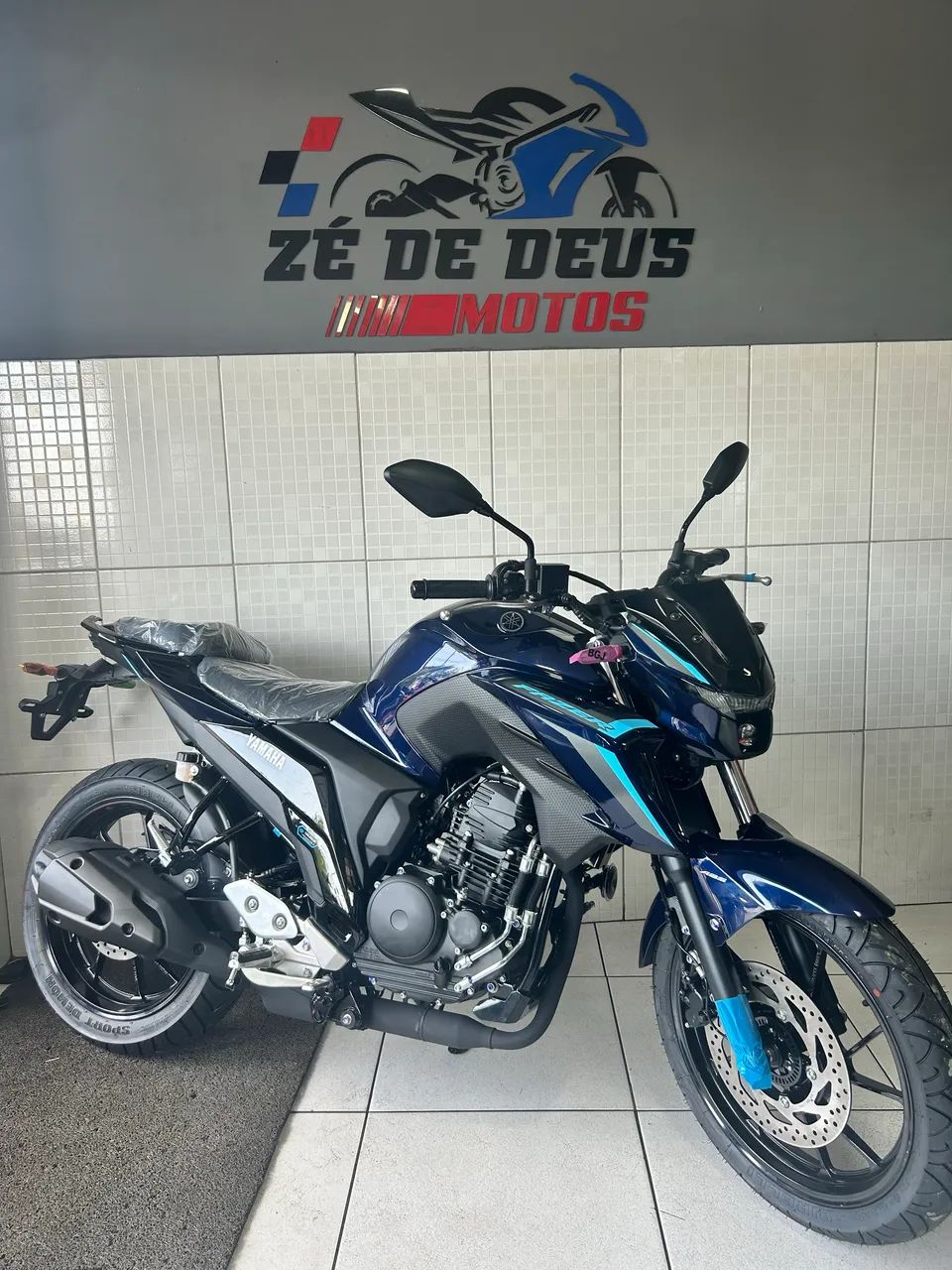 Fazer 250 ZERO km emplacada 