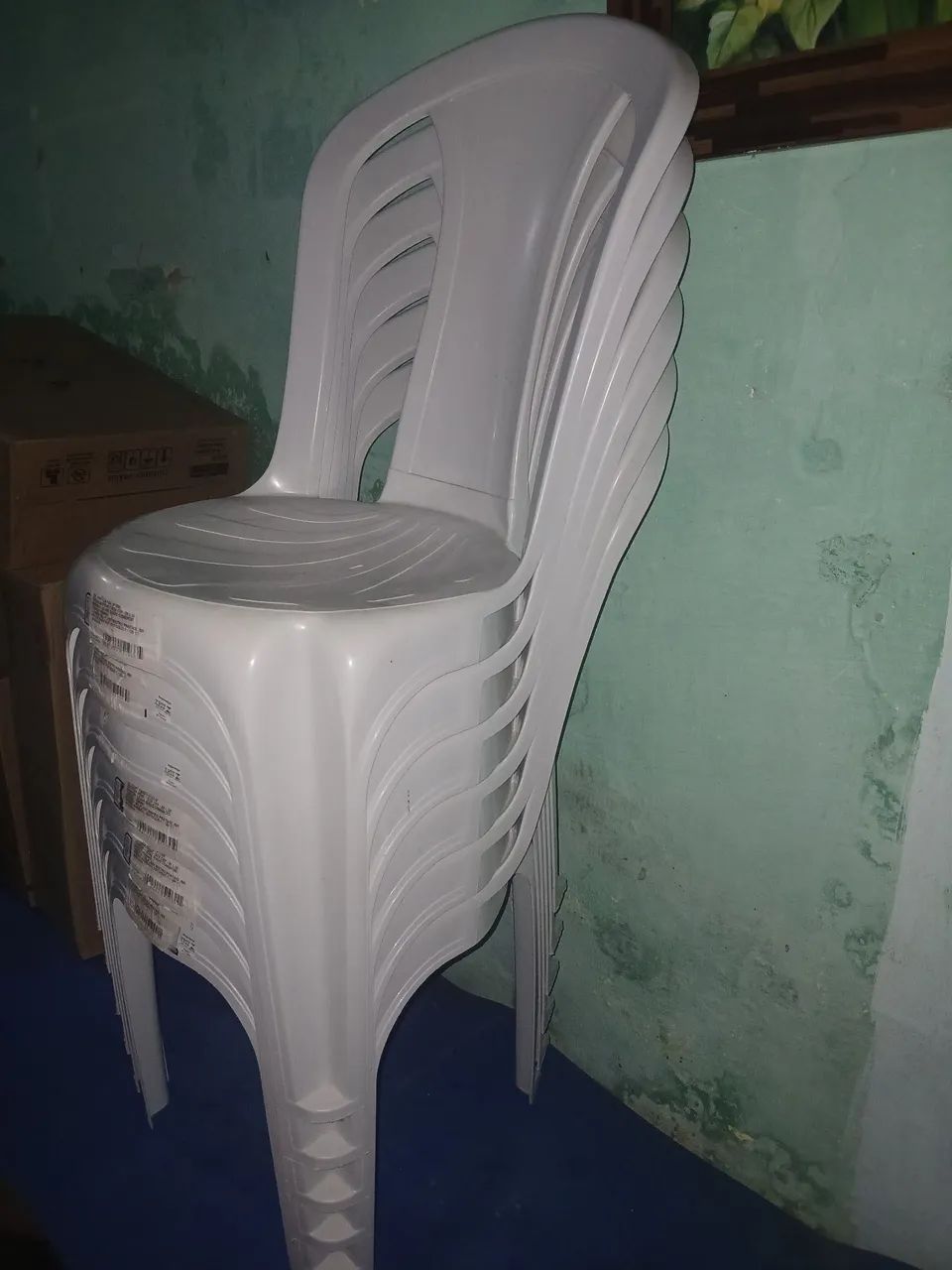 Vende-se um conjunto de cadeiras ( 6 ) unidades  - Foto 3