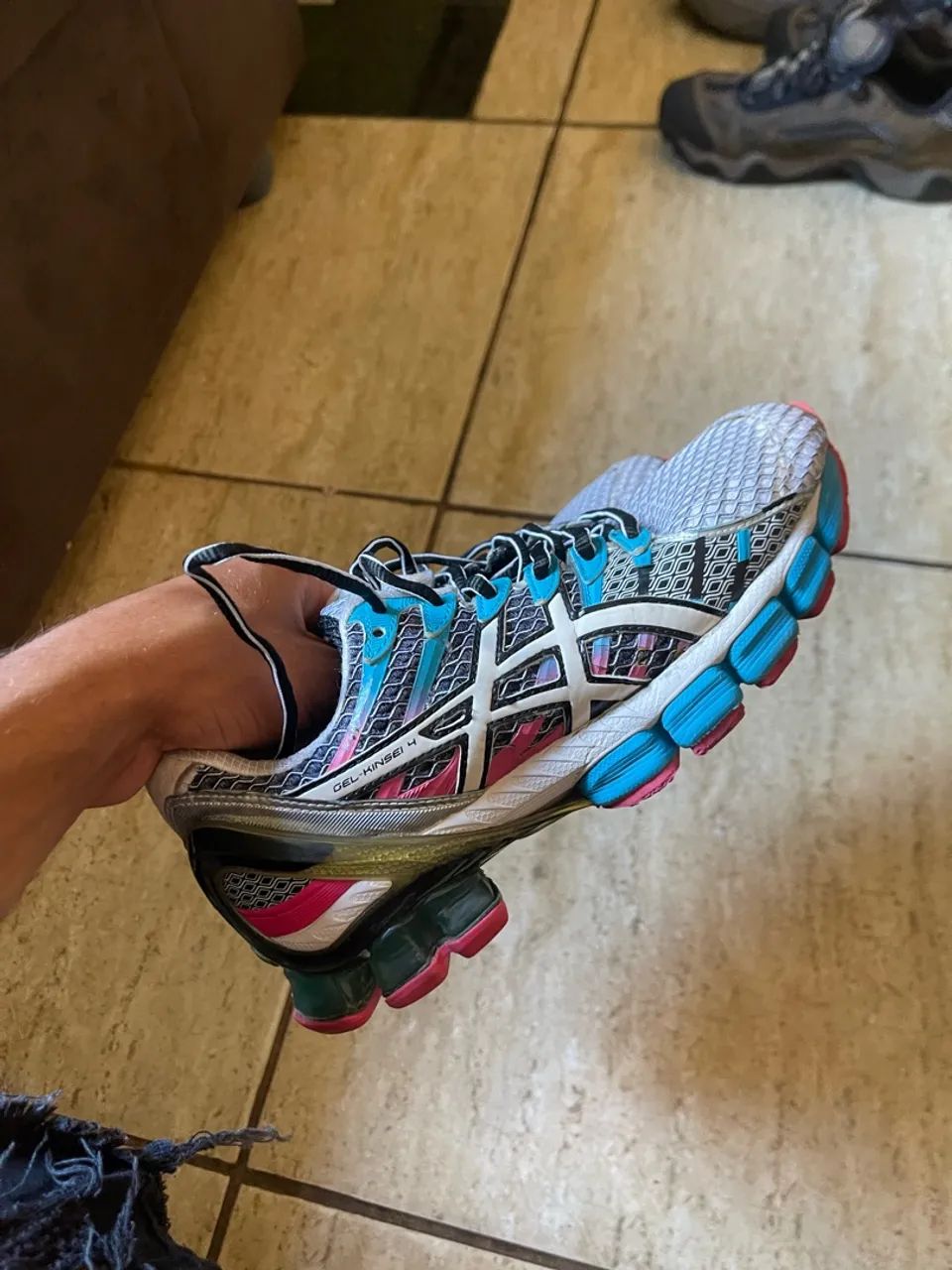 Tênis Asics gel kinsei 4 - Foto 2