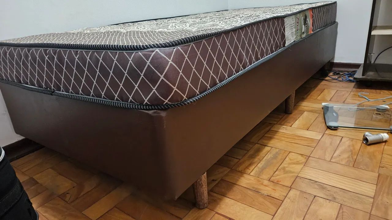 Cama solteiro