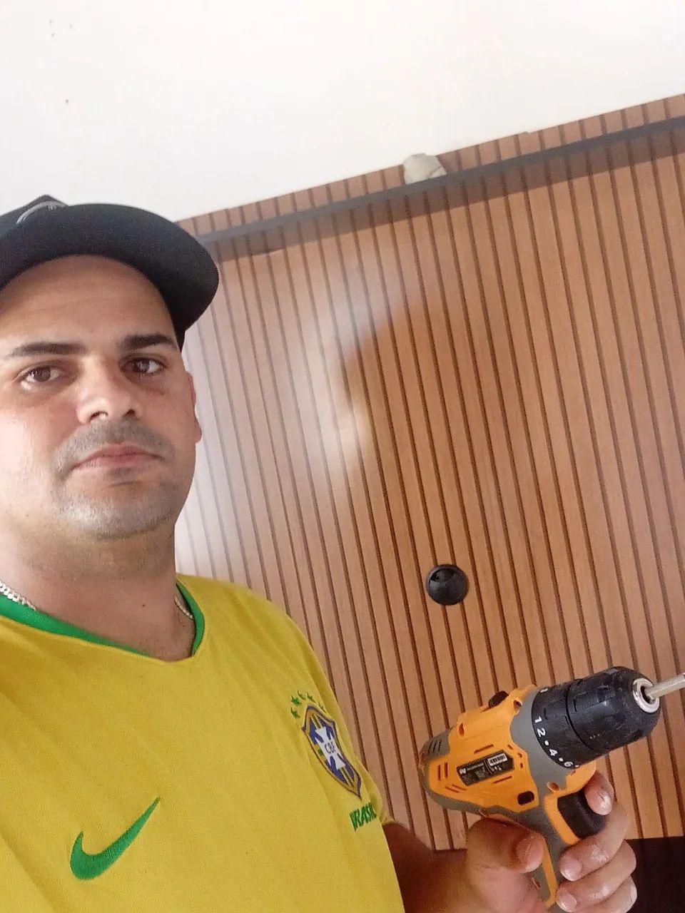 Montagens e desmontagem de móveis em geral 