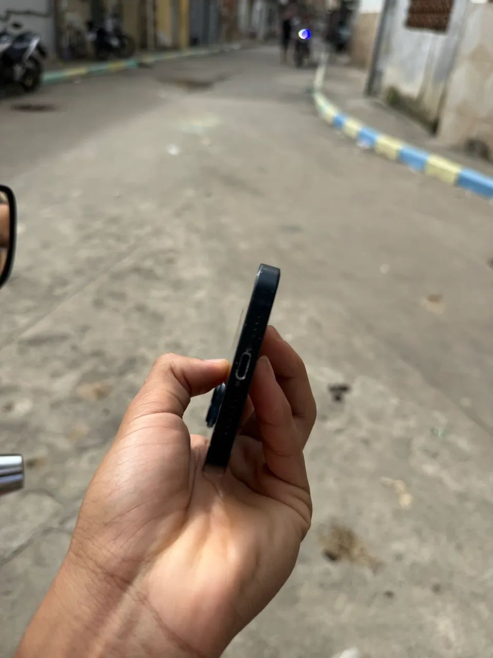 iPhone 14 Plus, 256gb com a tampa trincada  - Foto 2