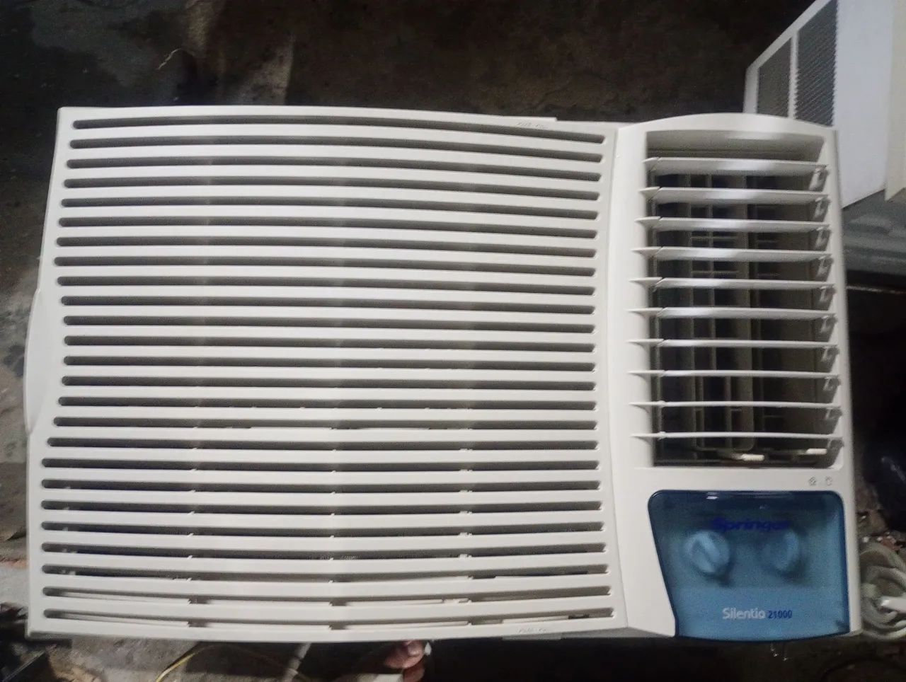 ar-condicionado Springer Silentia 21.000btus 220v