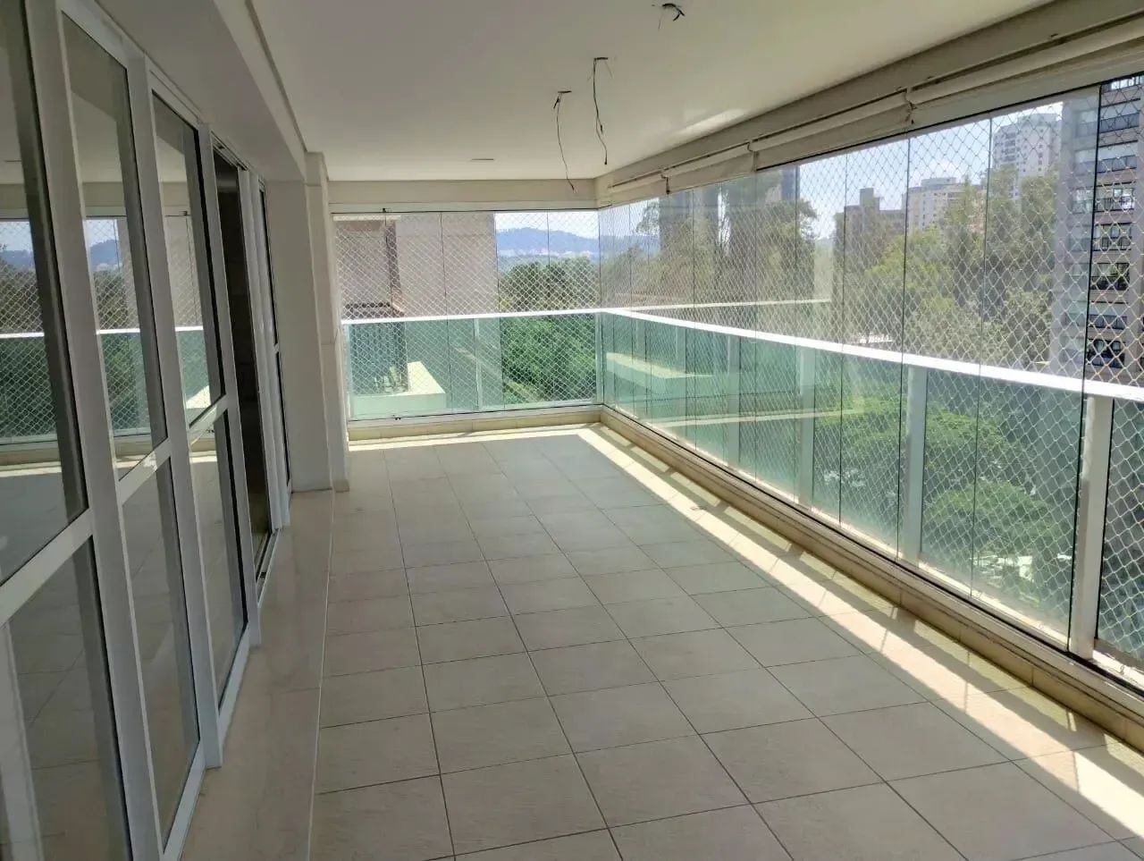 Apartamento a venda no Essência Alphaville
