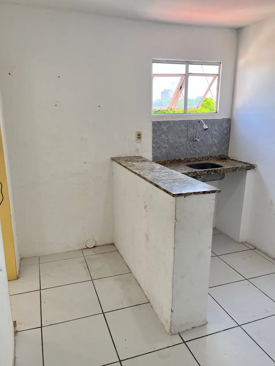 Kitnet ótima localização  - Foto 2