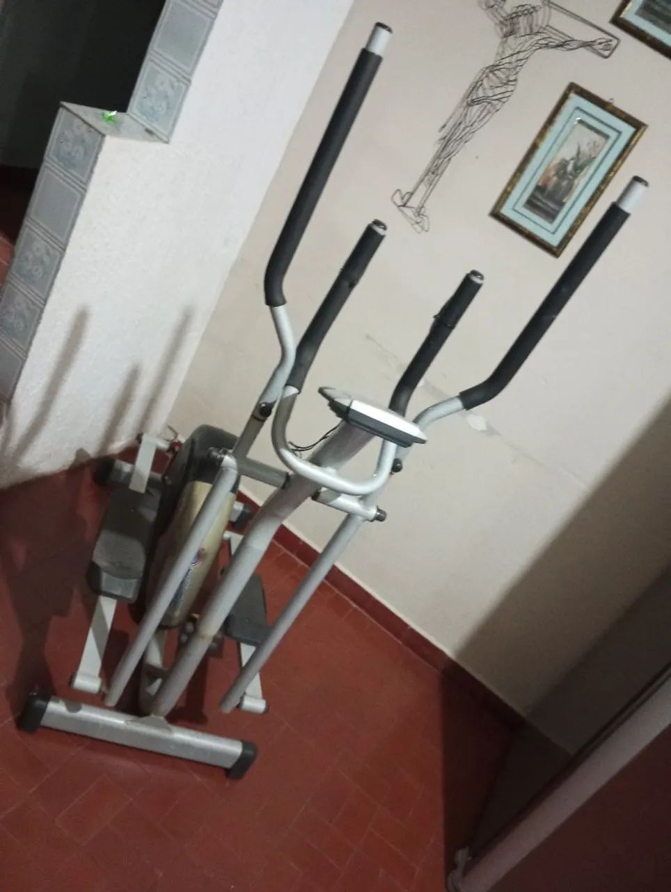 Aparelho de ginástica estilo caminhada  - Foto 3