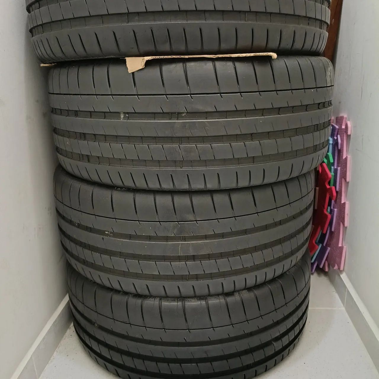 JOGO DE RODAS ARO 20 GTI E JETTA - Foto 4
