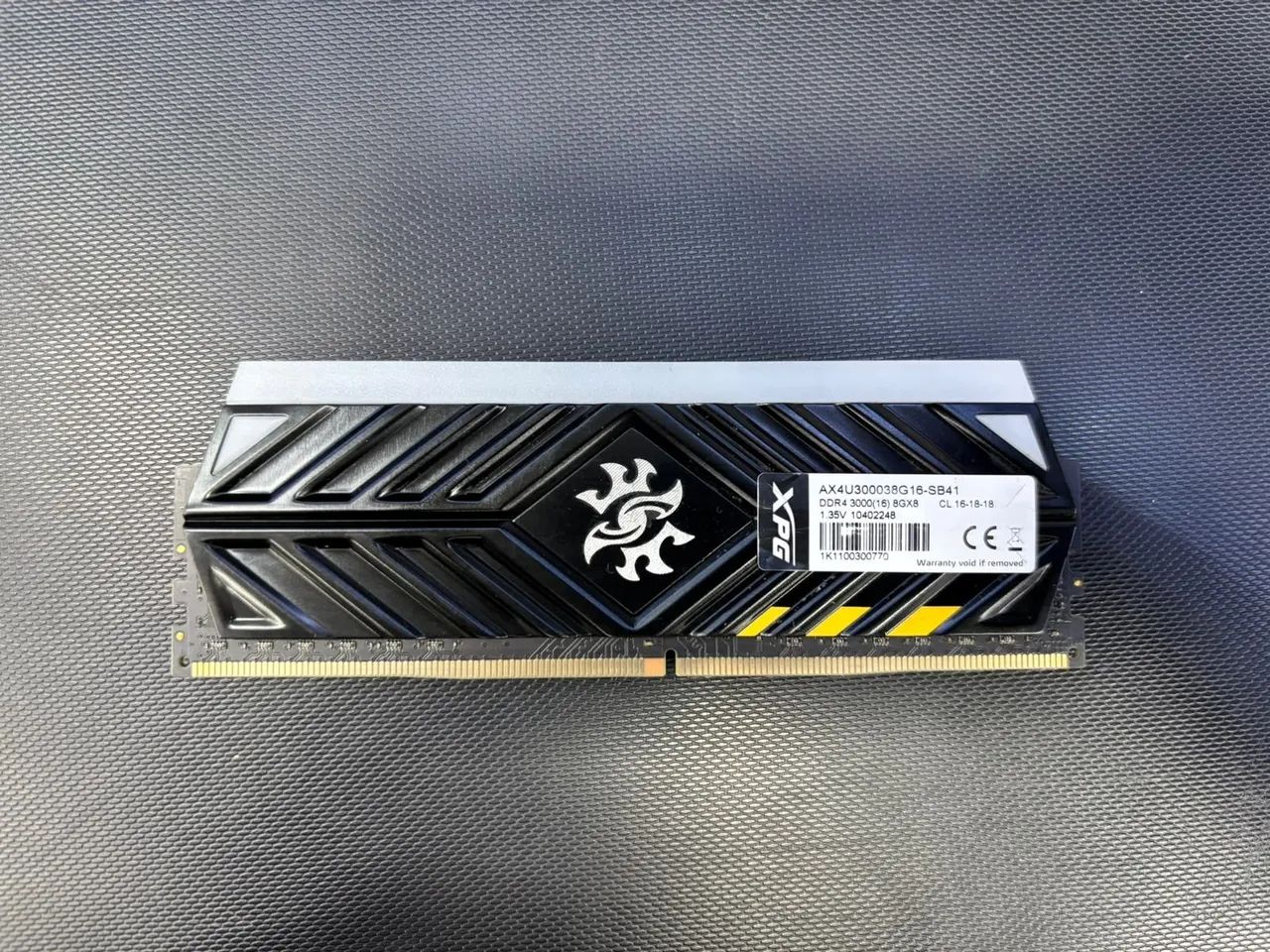 Memória ddr4 8gb XPG RGB