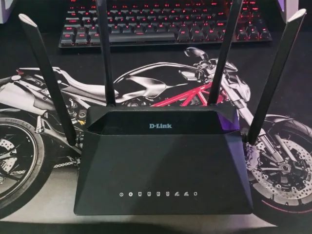 Roteador D-Link DIR-842 Wireless AC Dual Band 2.4GHz 5GHz 4 Antenas