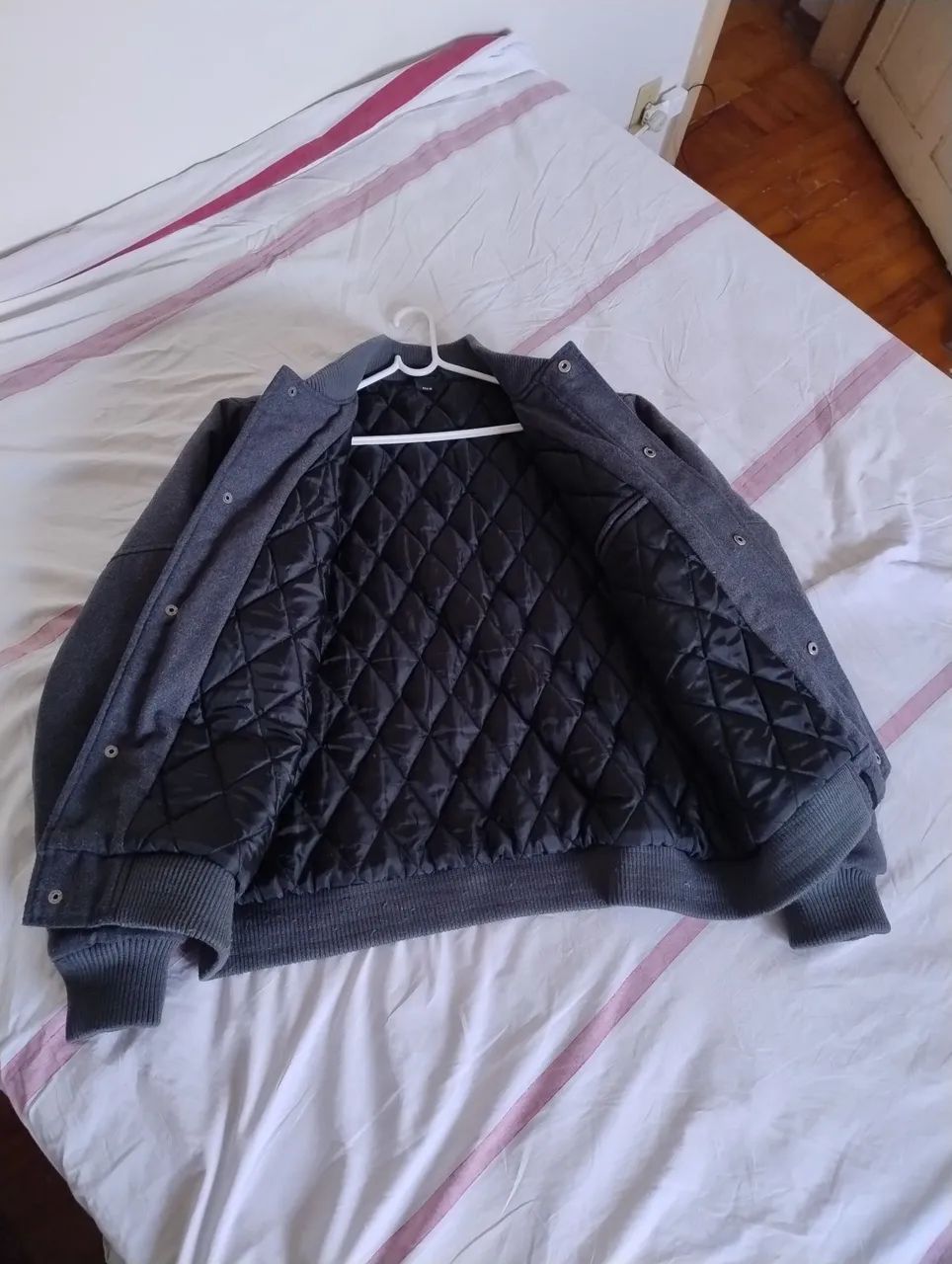Jaqueta Bomber New Era varsity lã - Foto 4