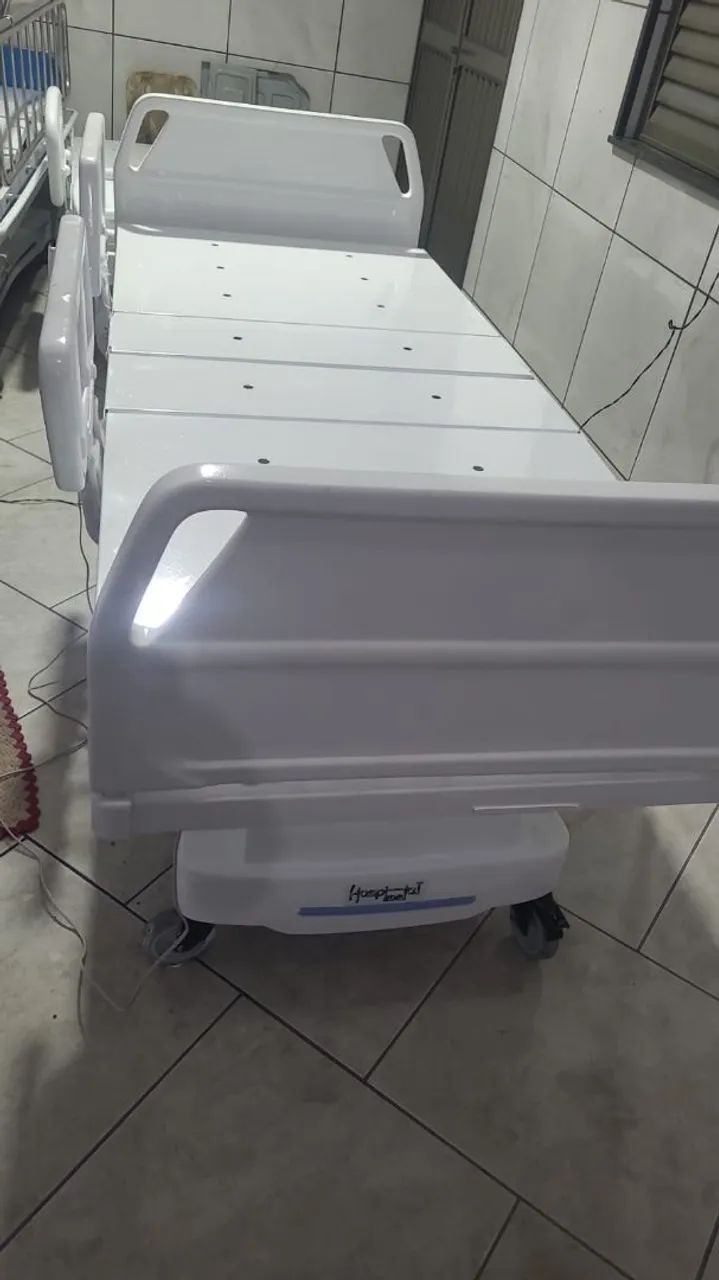 Cama Hospitalar Elétrica Motorizada Completa + Colchão | Semi Nova