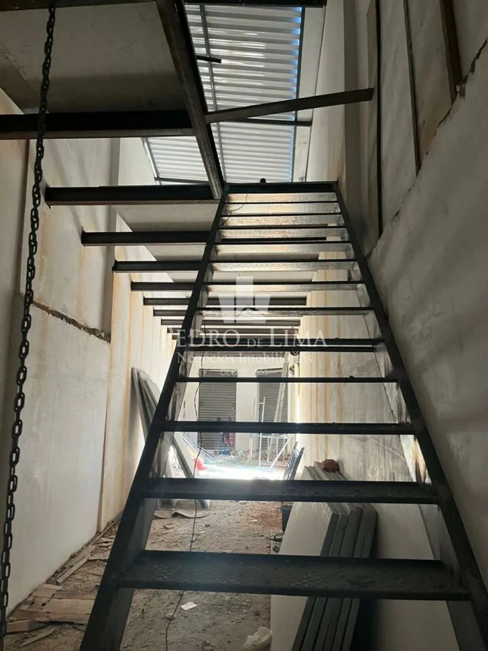 Sala comercial de Esquina com 200 m² e mezanino no Brás - Foto 5