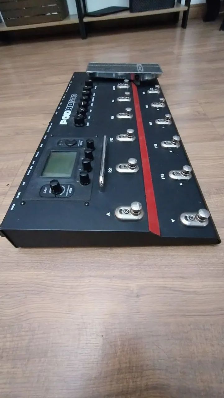 Pedaleira Line 6 POD HD500 - Processador de Efeitos e Interface USB - Foto 2