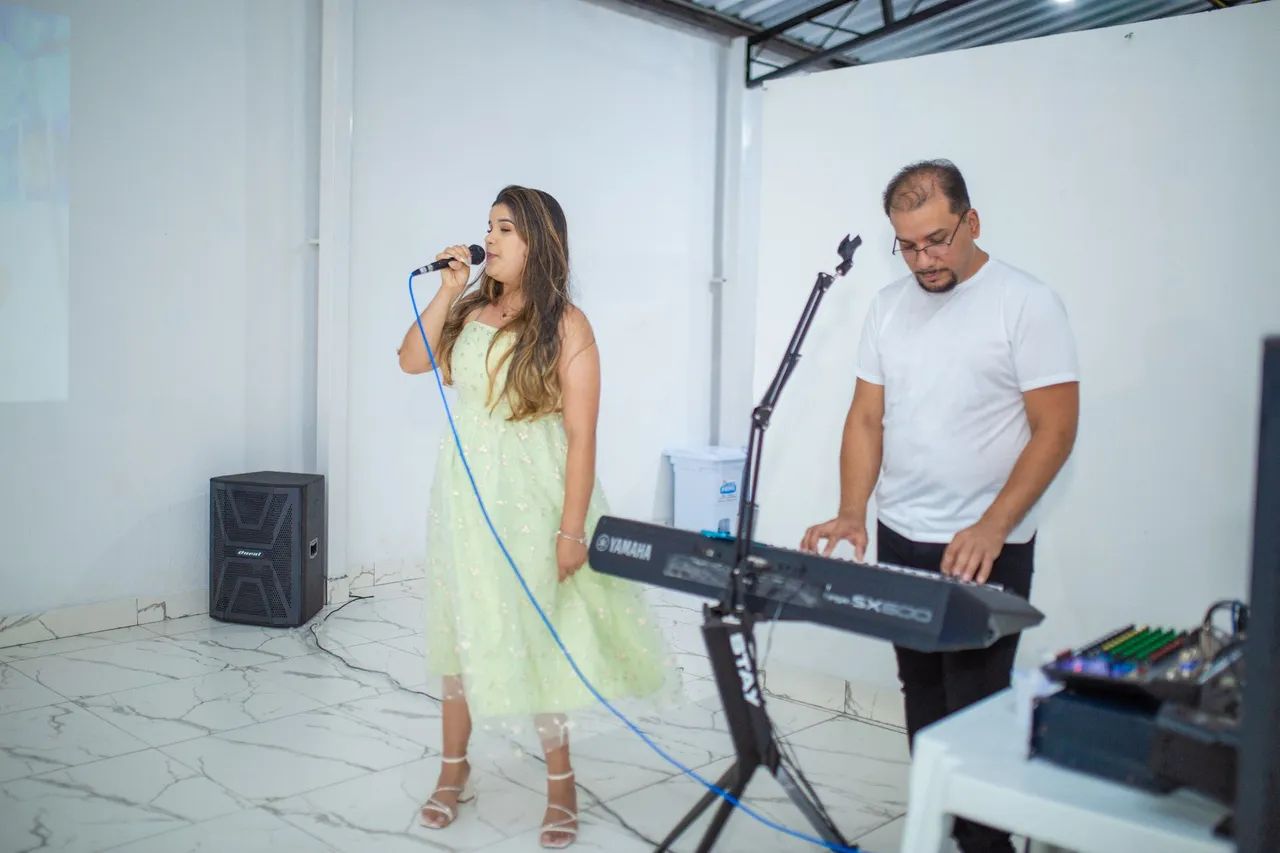 Música ao vivo - Foto 3