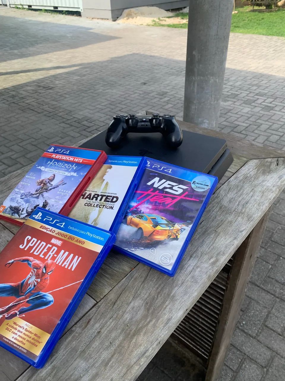 PlayStation 4