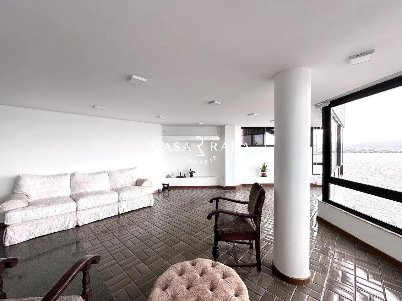 Apartamento 4 dormitórios (3 suítes) e 2 vagas - Av. Beira Mar Norte - Foto 4
