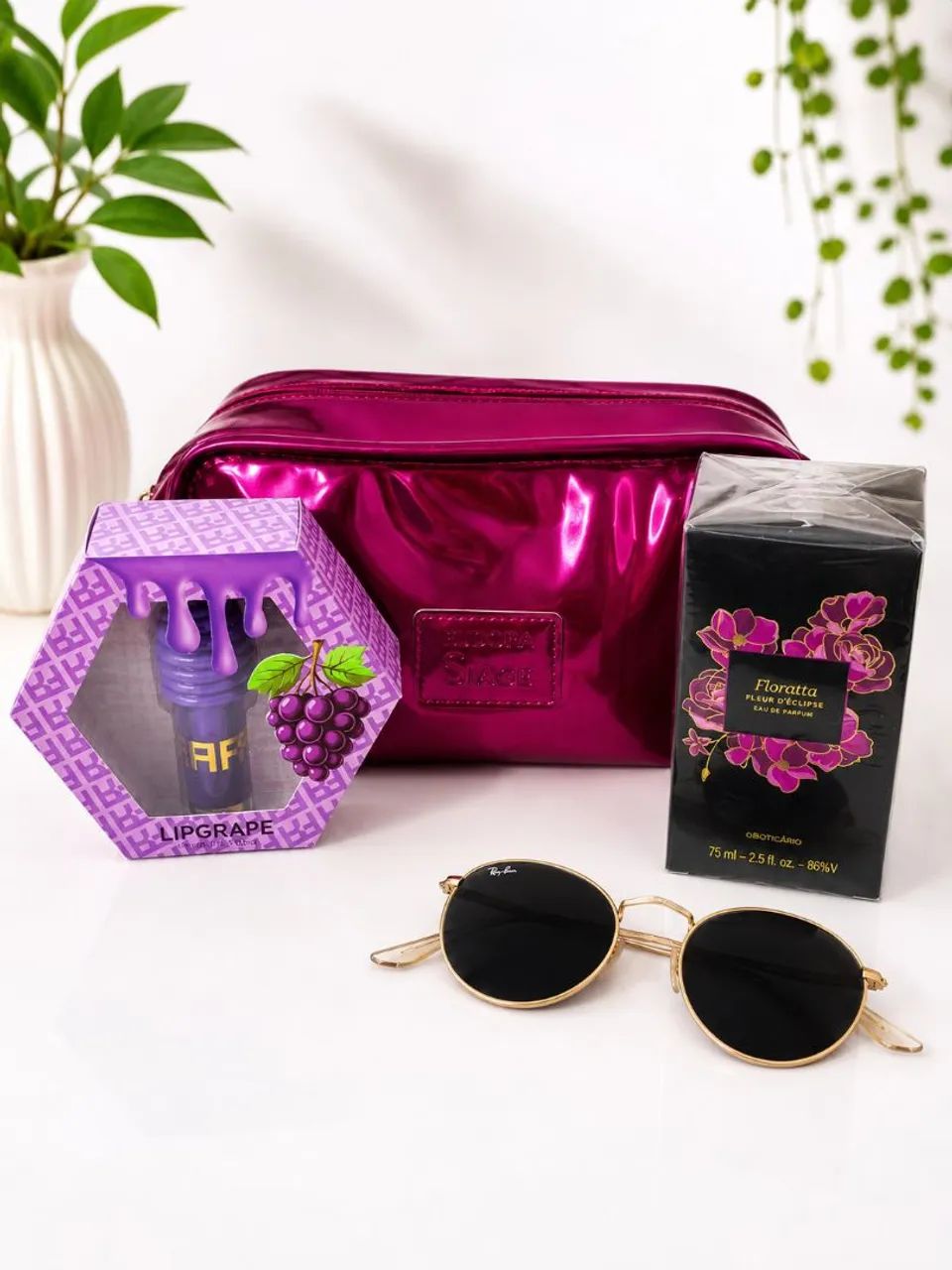 Kit Feminino: Floratta Fleur D'Éclipse, Nécessaire Siáge e Gloss Lipgrape