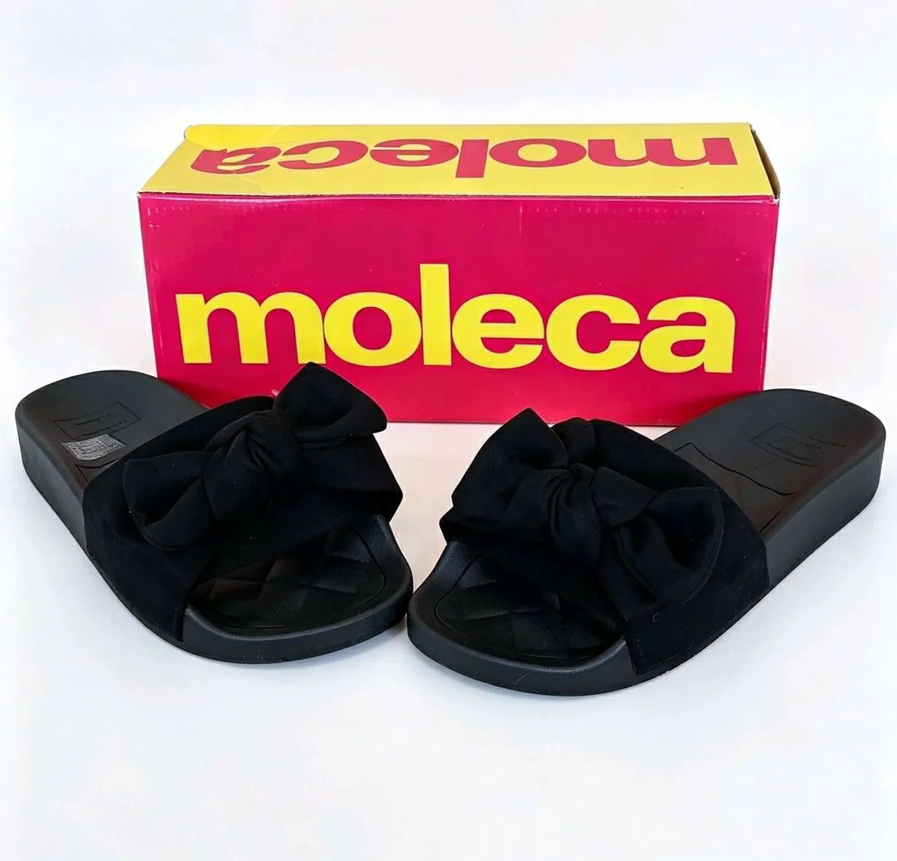 Chinelo slide moleca laço preto - Foto 4