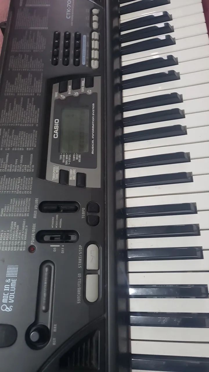 Teclado Casio CTK-700