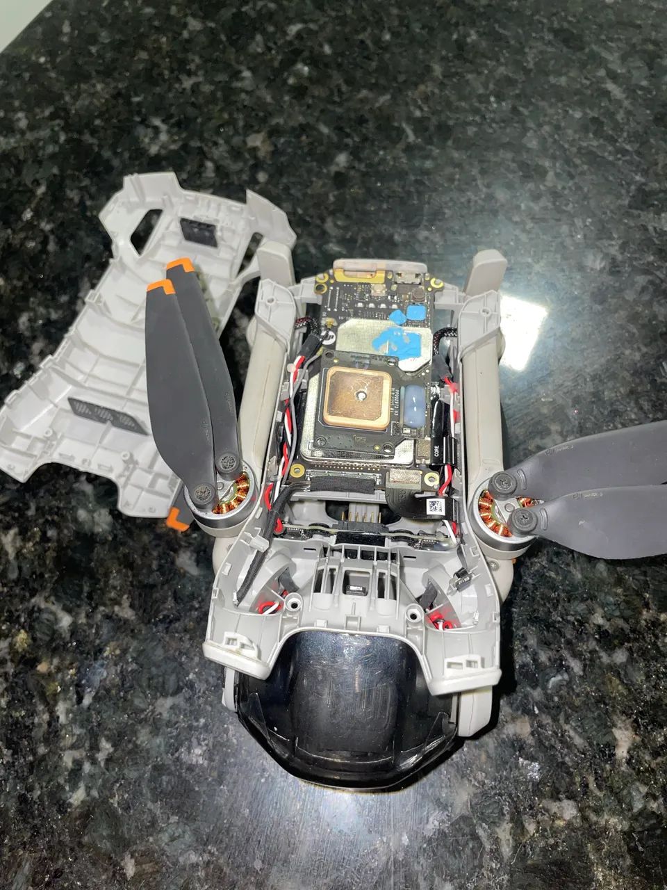 Drone mini 3 para conecto ou retirada de peças 