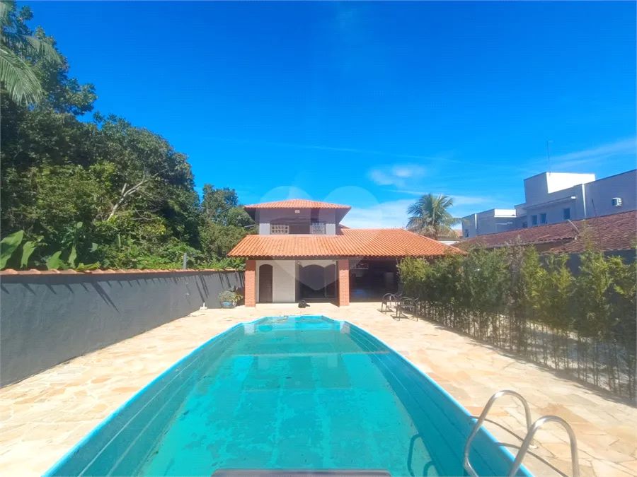 Casa com 6 quartos à venda em Morada da praia - SP