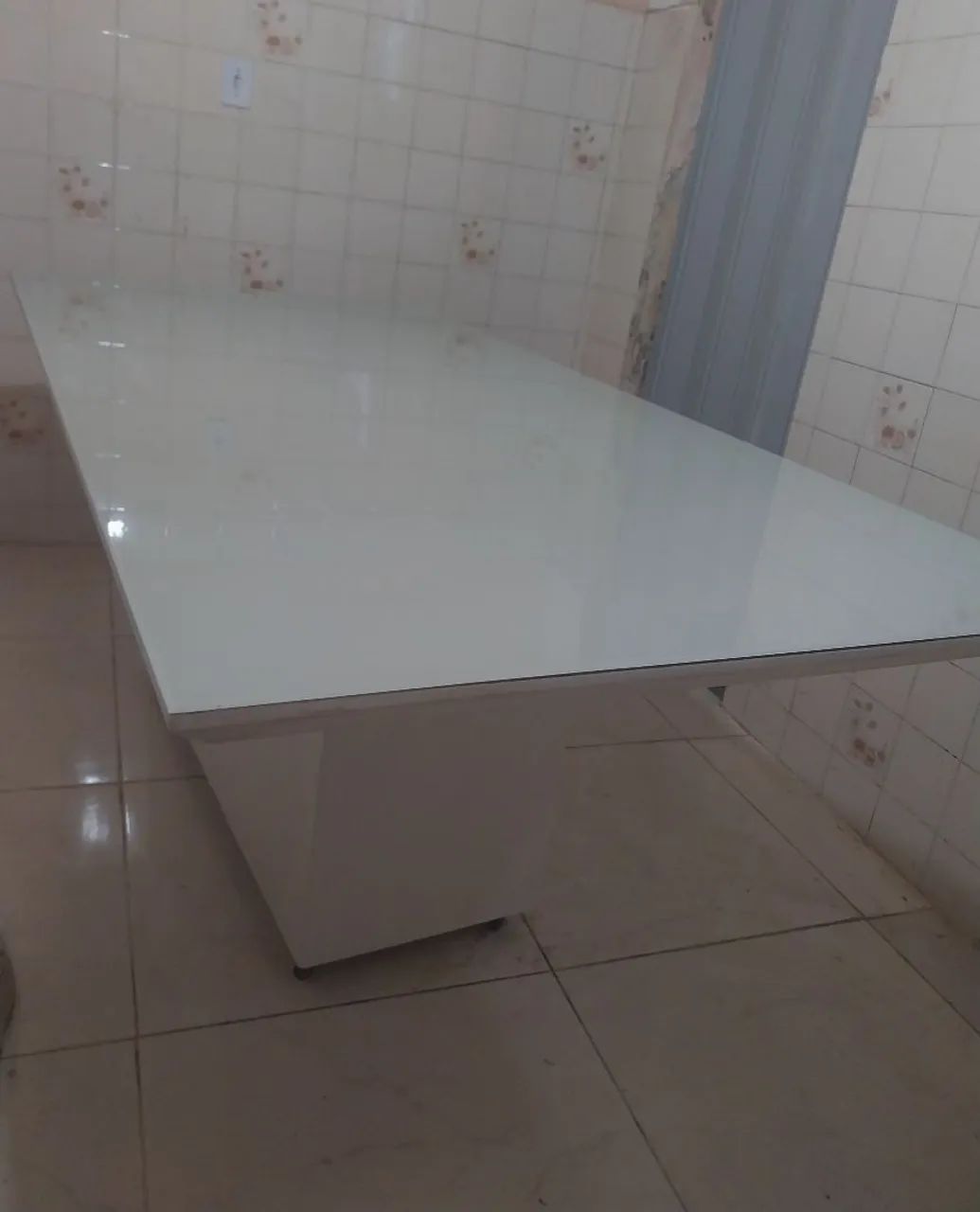 MESA GRANDE COM VIDRO 2,00x1,00m - Foto 2