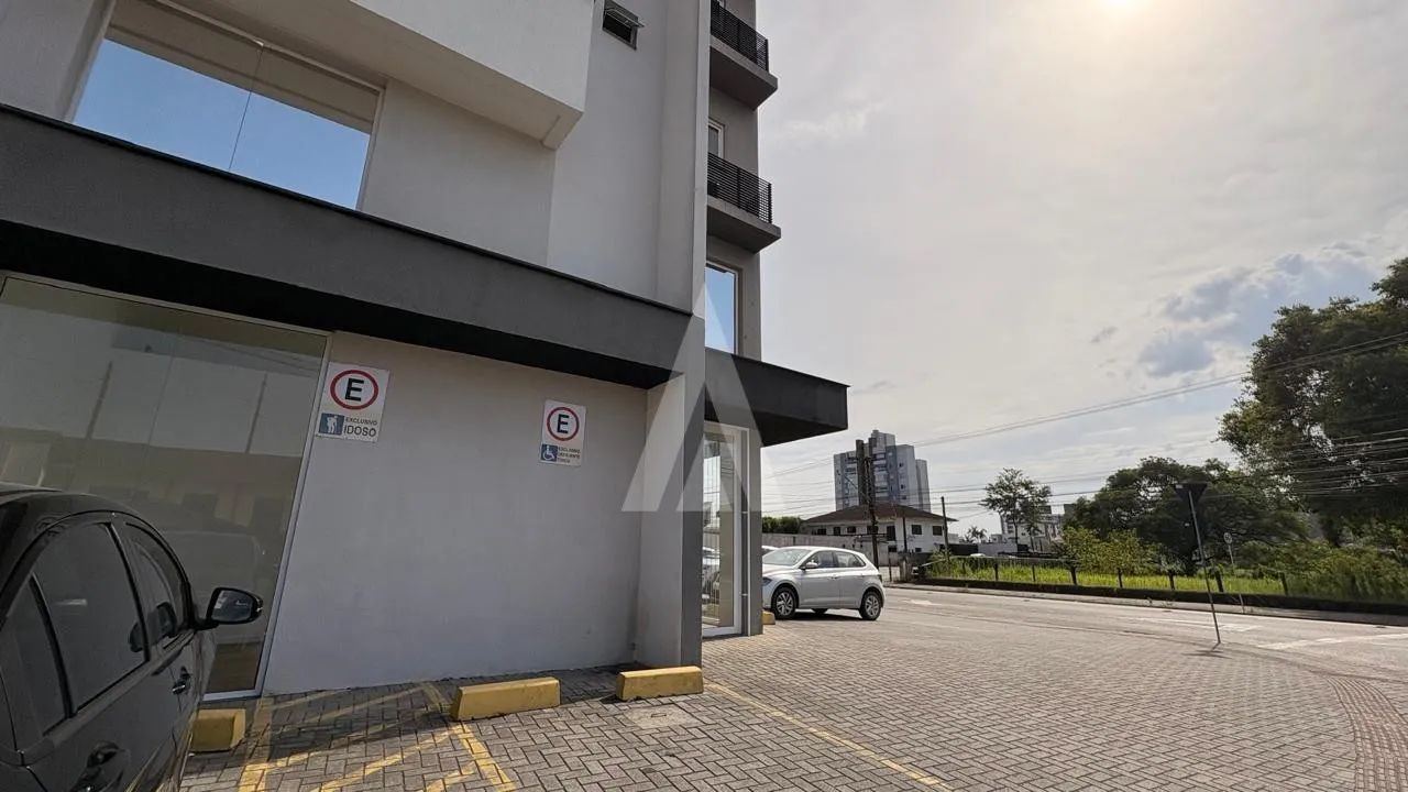 Sala comércial com 40,60 m² no Bairro Bom retiro. - Foto 3