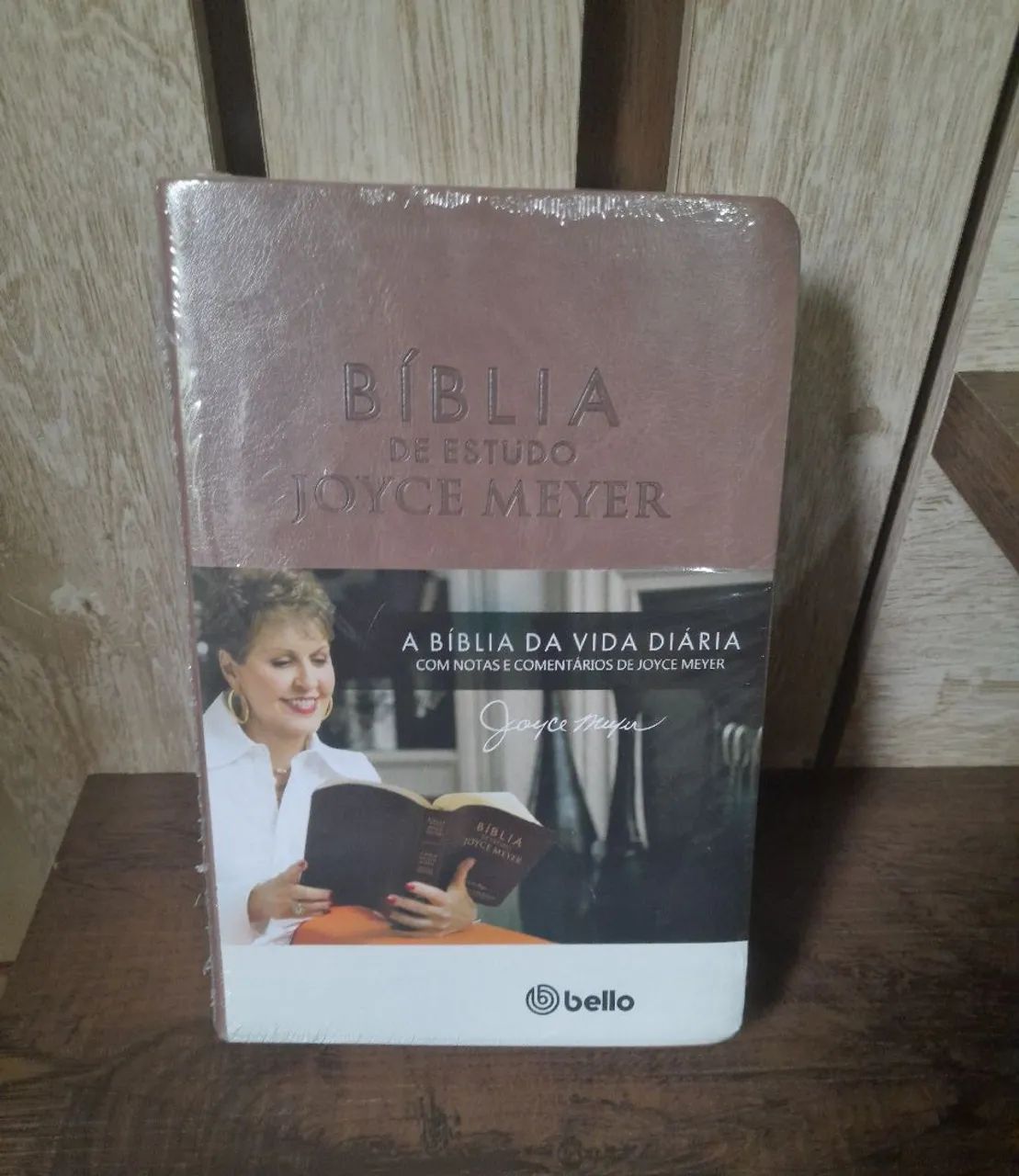 Bíblia de estudo Joice Mayer (Média)Nova lacrada.  - Foto 3
