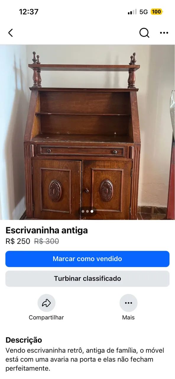 Escrivaninha retrô 