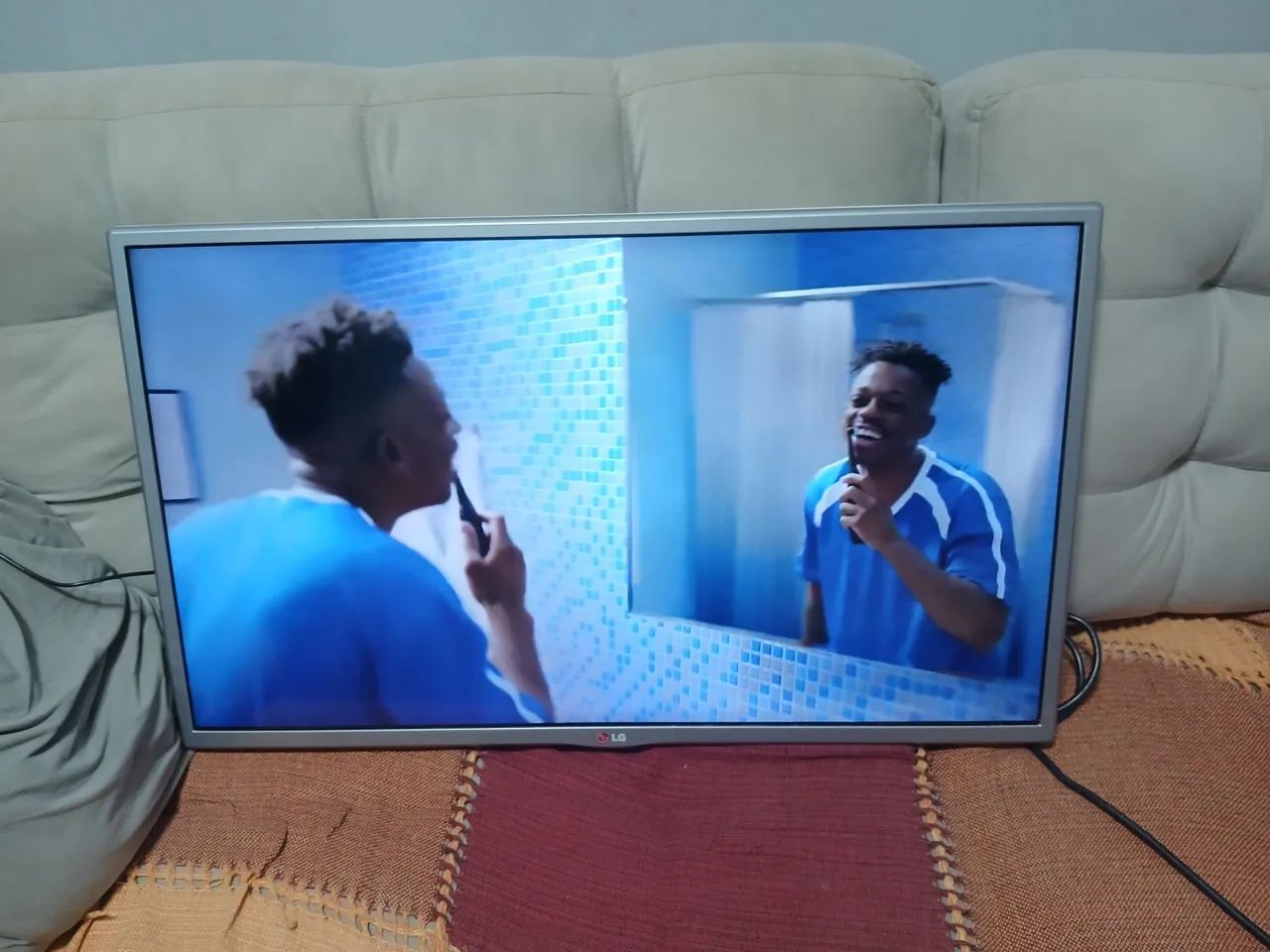 Tv LG smart 32 polegadas  - Foto 4