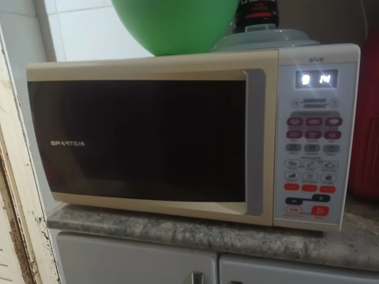 Microondas Brastemp 30L muito bom funcionando perfeitamente 